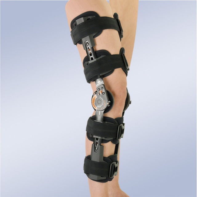 Разъемный ортез на коленный сустав