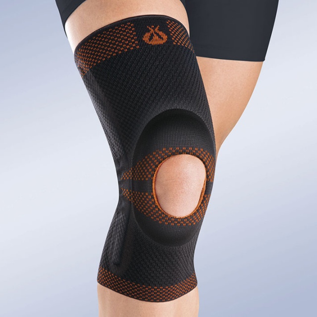 Ортопедический бандаж на колено